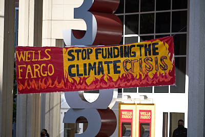 Dropping The Banner On Wells Fargo's Fossil Foolishness:May 18, 2022